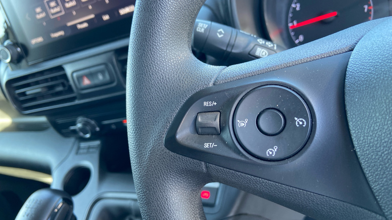 Vauxhall Combo Cargo Combo L1 Diesel 2300 1.5 Turbo D 100ps H1 Pro Van